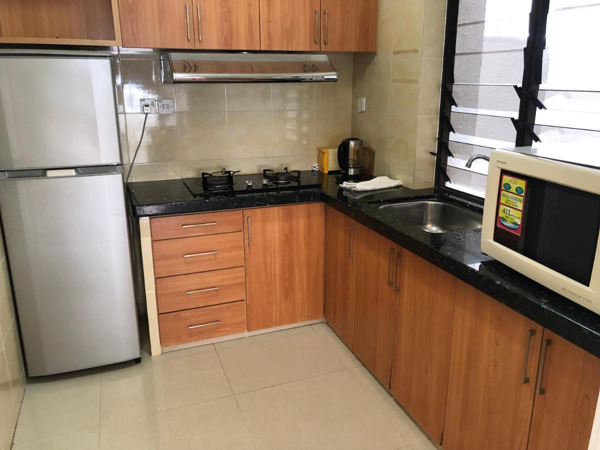 Beach Resort Home Stay Sri Sayang 05 Apartment Batu Ferringhi 2Bedroom Exterior photo